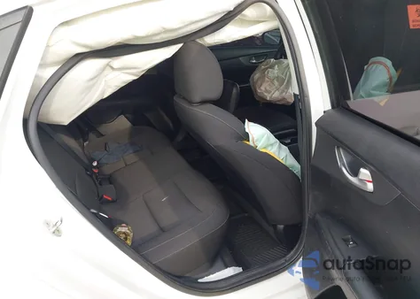 2019 Kia Forte Lxs z USA, uszkodzony, nr VIN 3KPF24AD1KE005778